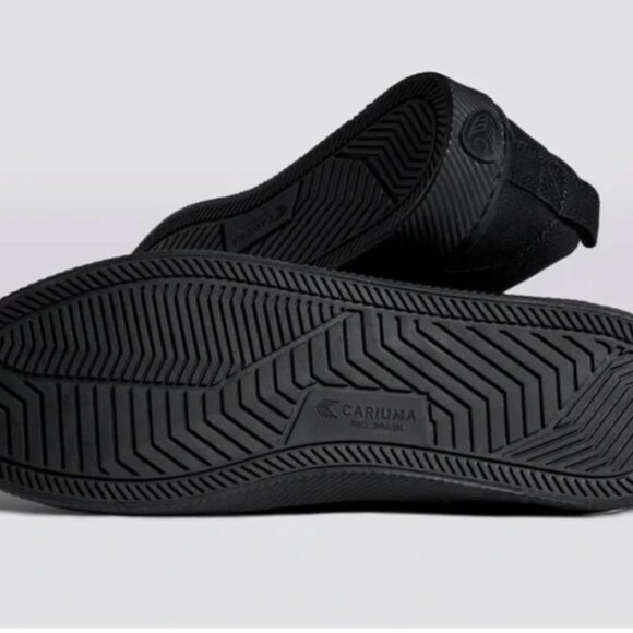 Cariuma All Black Canvas Oca - Picture 3 of 5